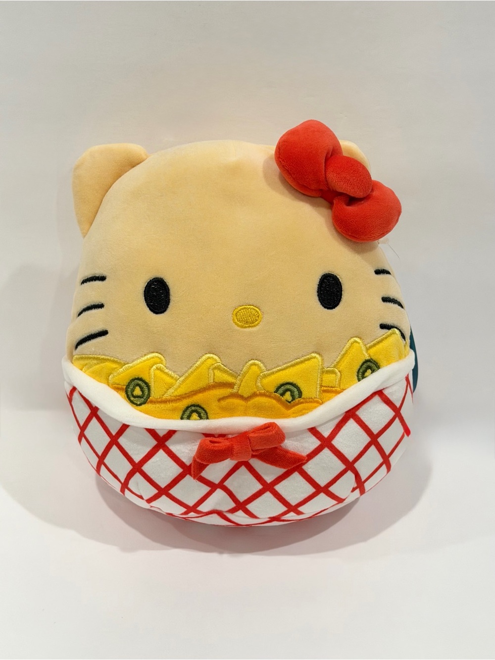 Squishmallows Hello Kitty and Friends Foodie Squad Plush Nacho Supreme